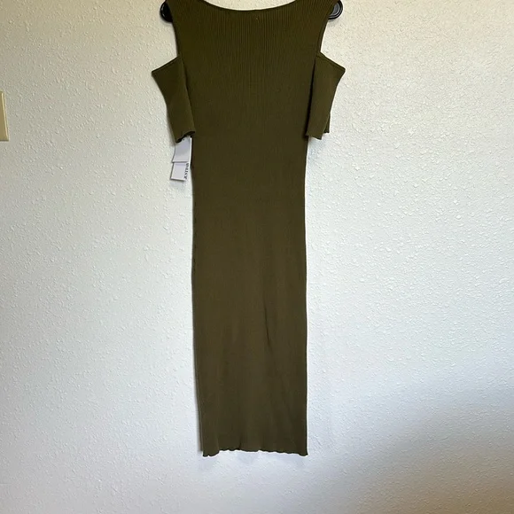 JustFab Olive Green Cold Shoulder Ribbed Knee-Length Dress Size Medium - Picture 6 of 13